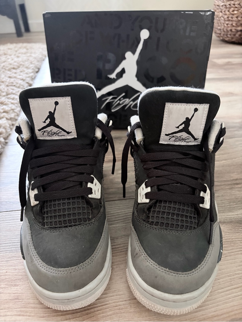 Jordan 4 retro “flight”